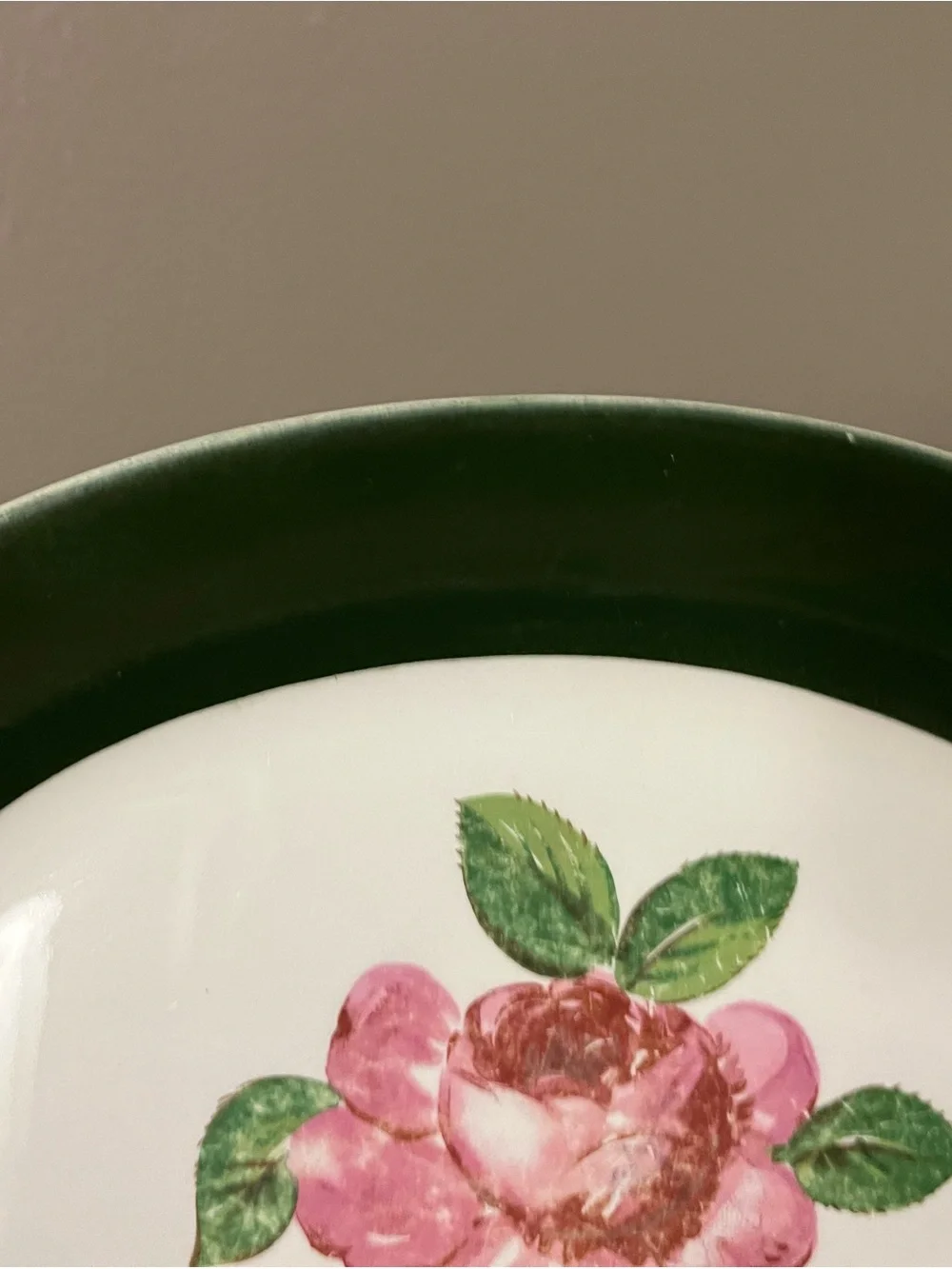 N/A elegant green